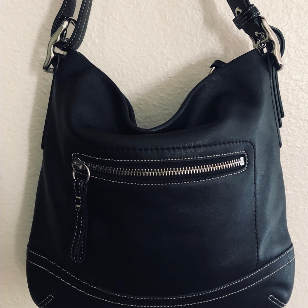 Coach leather shoulder bag